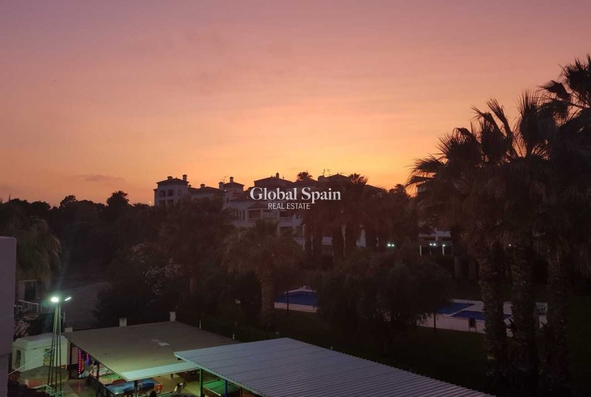 Resale - APARTMENT -
VILLAMARTÍN - Costa Blanca