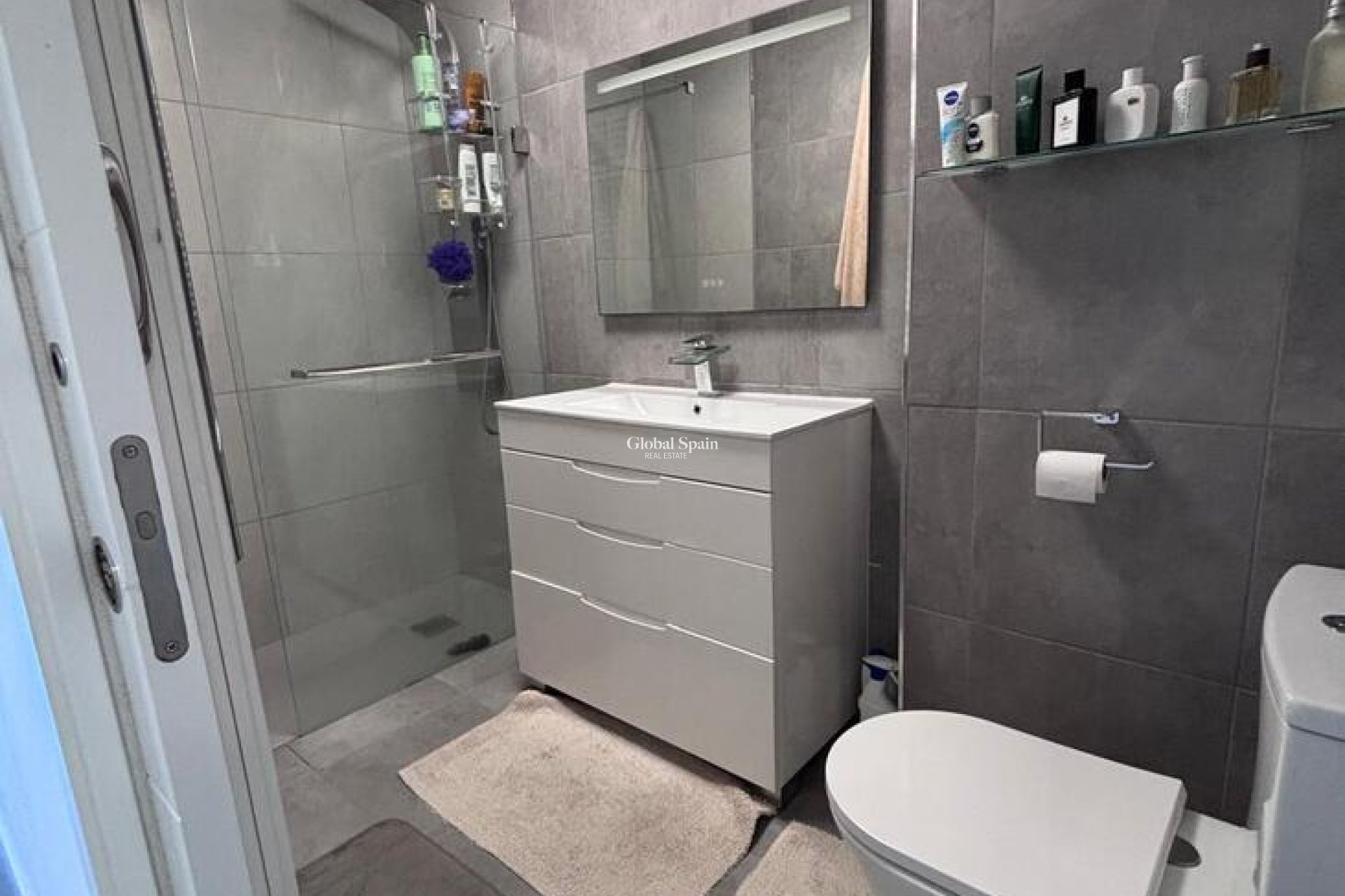 Resale - APARTMENT -
VILLAMARTÍN - Costa Blanca