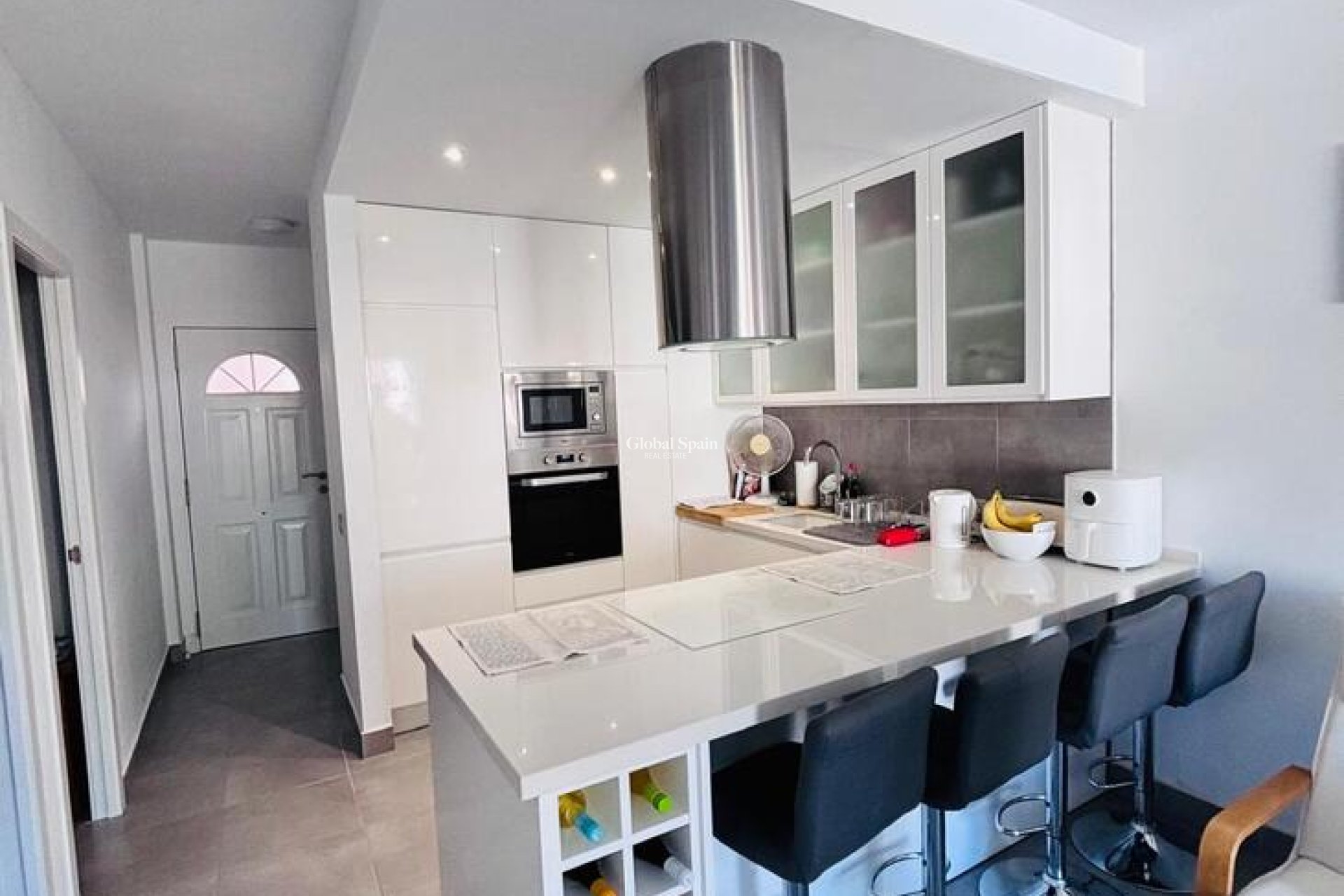 Resale - APARTMENT -
VILLAMARTÍN - Costa Blanca