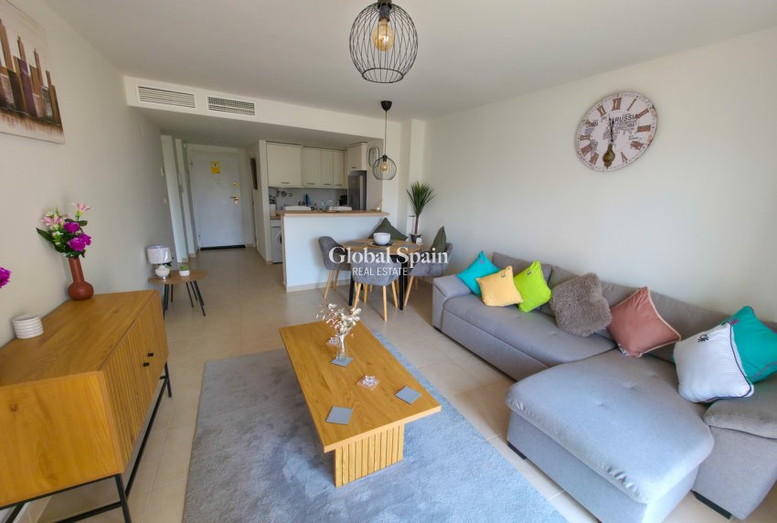 Resale - APARTMENT -
VILLAMARTÍN - Costa Blanca