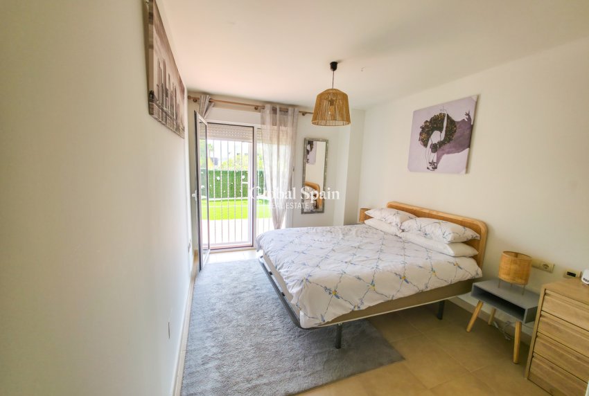 Resale - APARTMENT -
VILLAMARTÍN - Costa Blanca