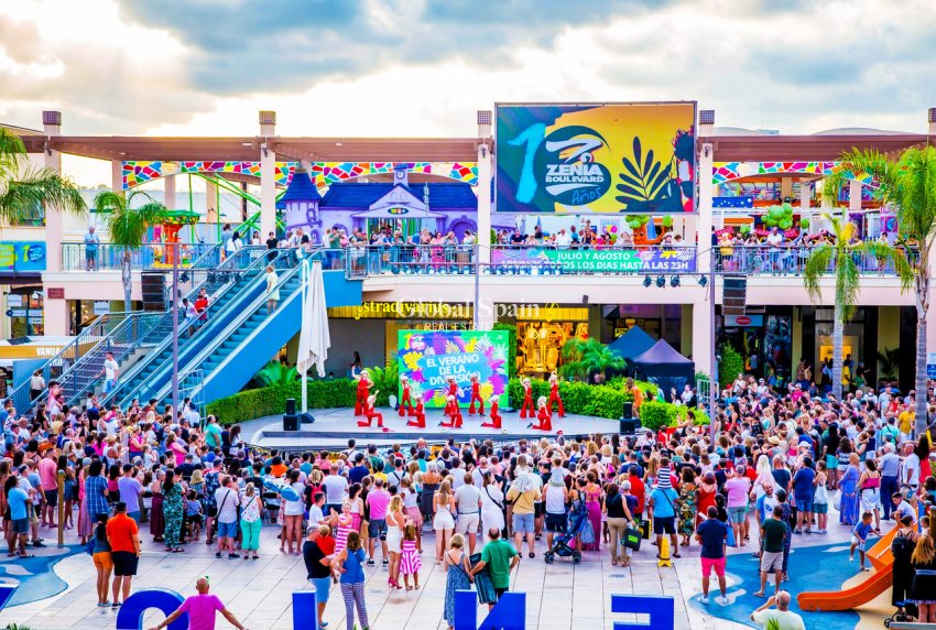 Resale - APARTMENT -
VILLAMARTÍN - Costa Blanca