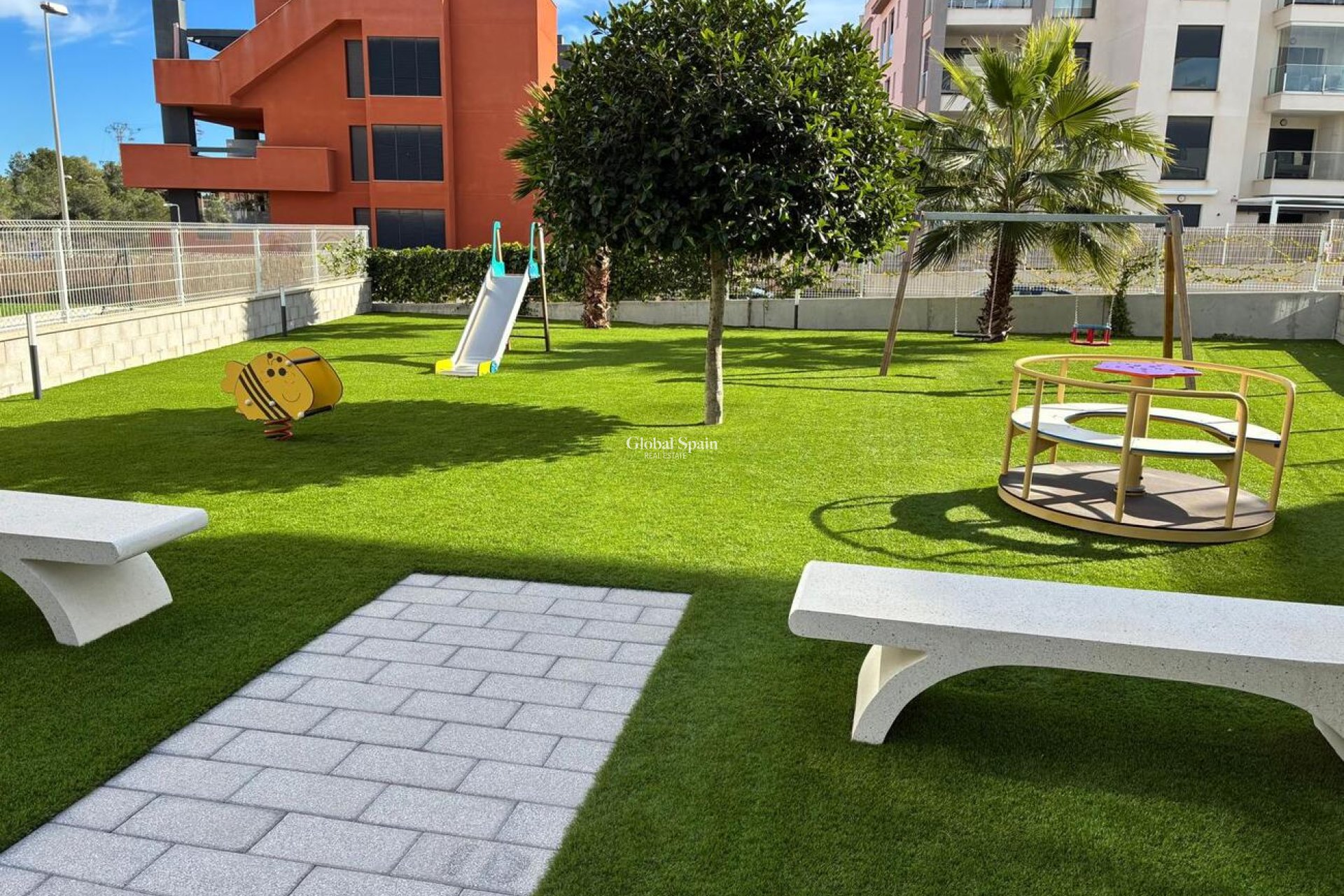 Resale - APARTMENT -
VILLAMARTÍN - Costa Blanca