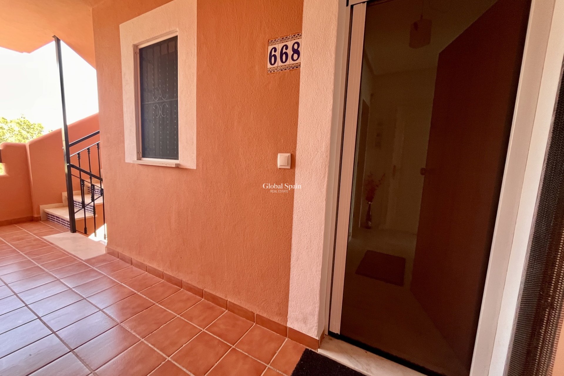 Resale - APARTMENT -
VILLAMARTÍN - Costa Blanca