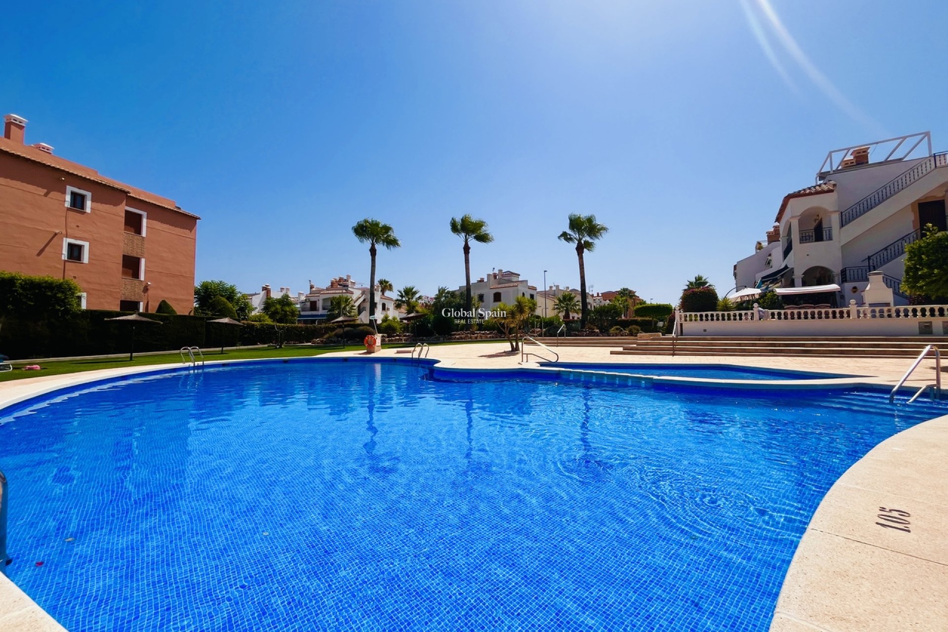 Resale - APARTMENT -
VILLAMARTÍN - Costa Blanca
