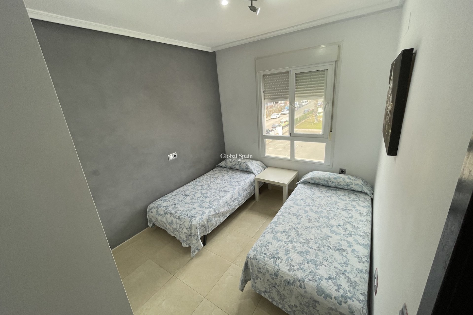 Resale - APARTMENT -
VILLAMARTÍN - Costa Blanca