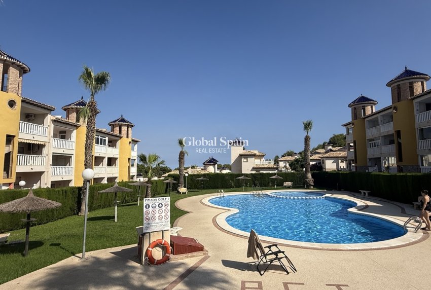 Resale - APARTMENT -
VILLAMARTÍN - Costa Blanca