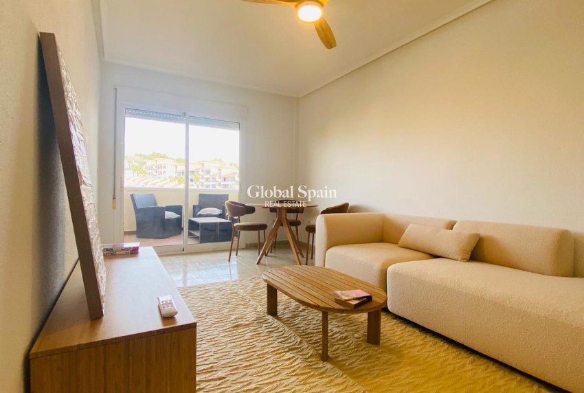 Resale - APARTMENT -
VILLAMARTÍN - Costa Blanca