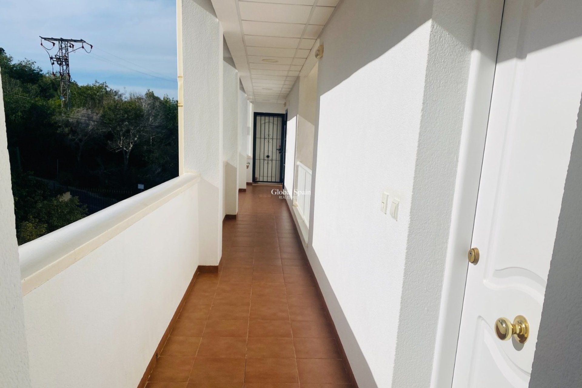 Resale - APARTMENT -
VILLAMARTÍN - Costa Blanca