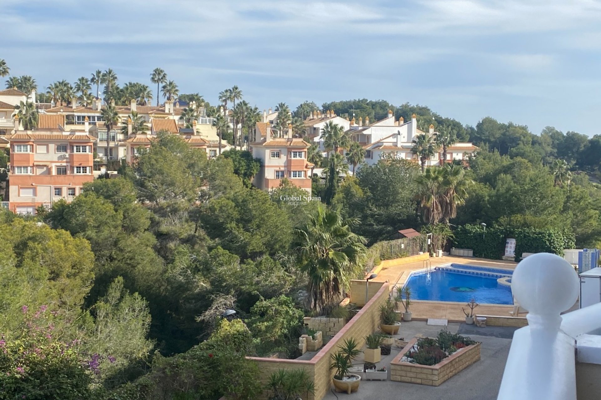 Resale - APARTMENT -
VILLAMARTÍN - Costa Blanca
