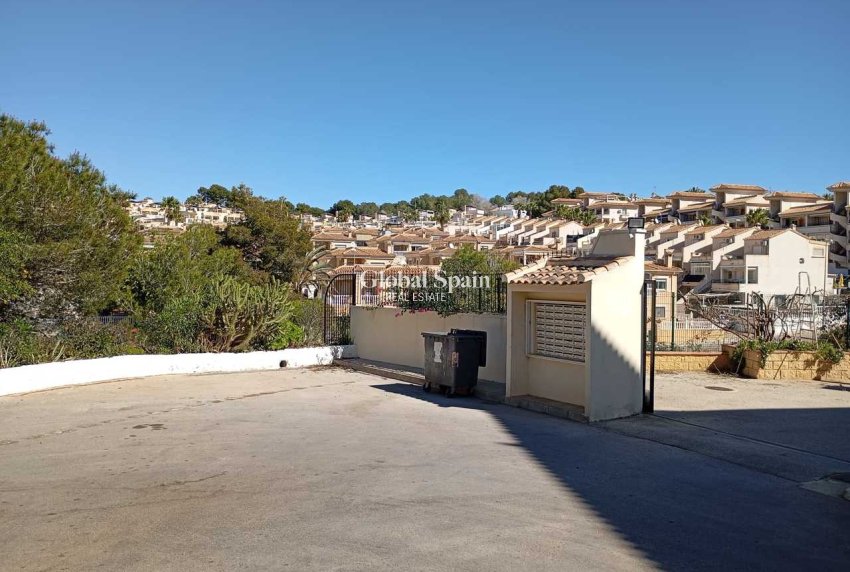 Resale - APARTMENT -
VILLAMARTÍN - Costa Blanca