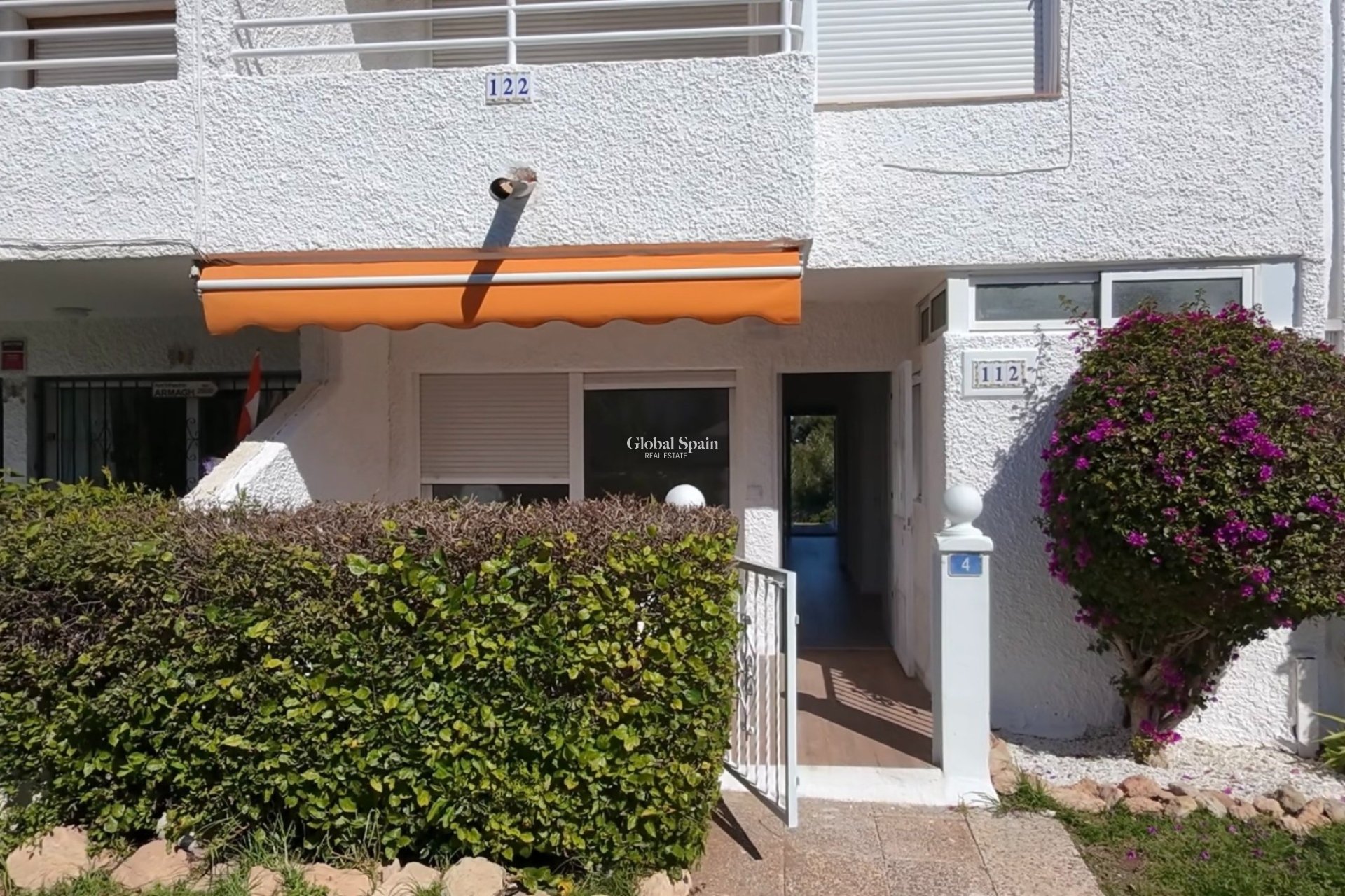 Resale - APARTMENT -
VILLAMARTÍN - Costa Blanca
