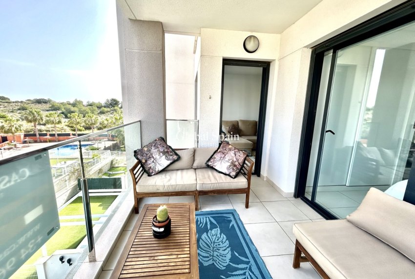 Resale - APARTMENT -
VILLAMARTÍN - Costa Blanca