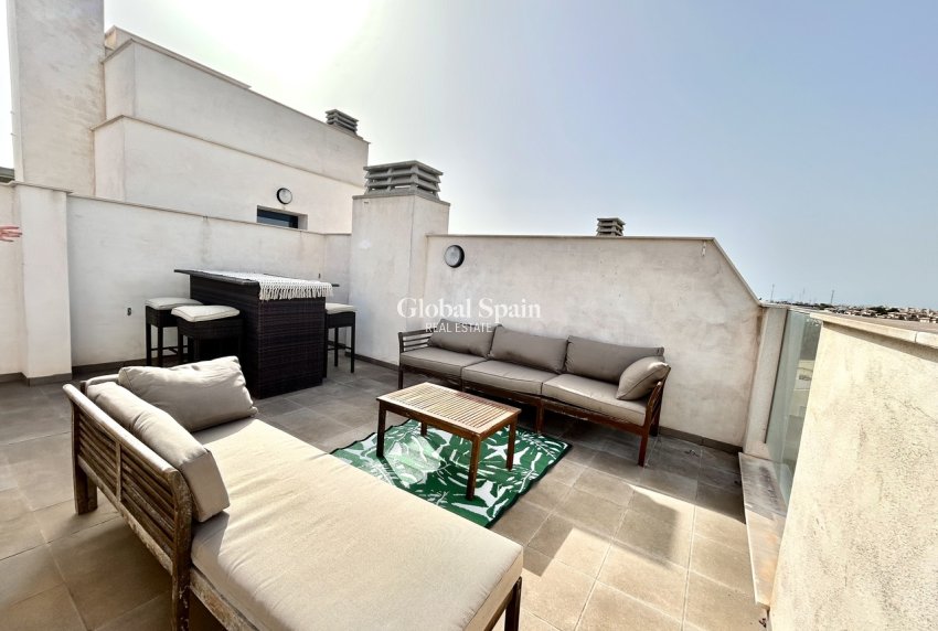 Resale - APARTMENT -
VILLAMARTÍN - Costa Blanca