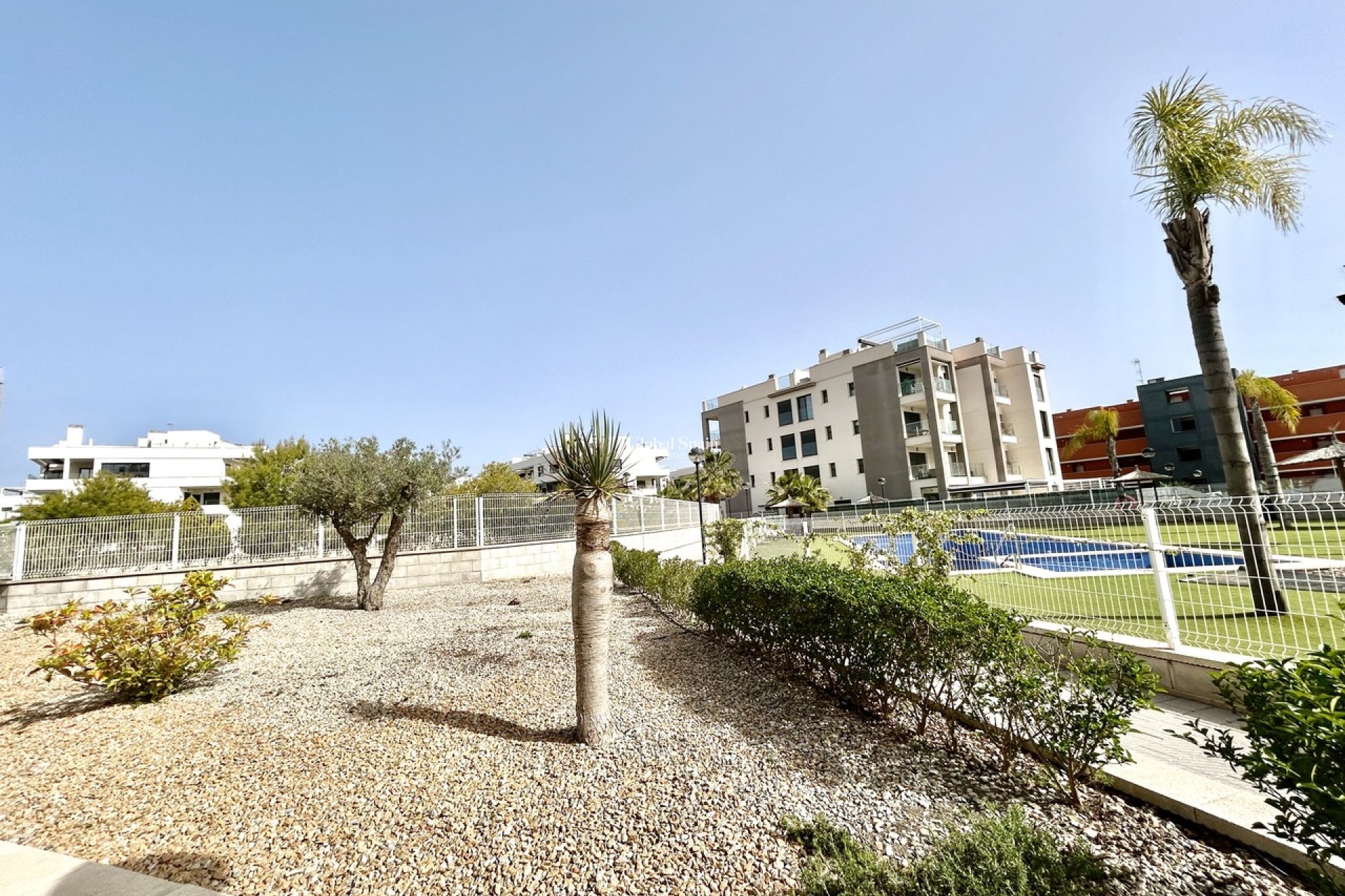 Resale - APARTMENT -
VILLAMARTÍN - Costa Blanca