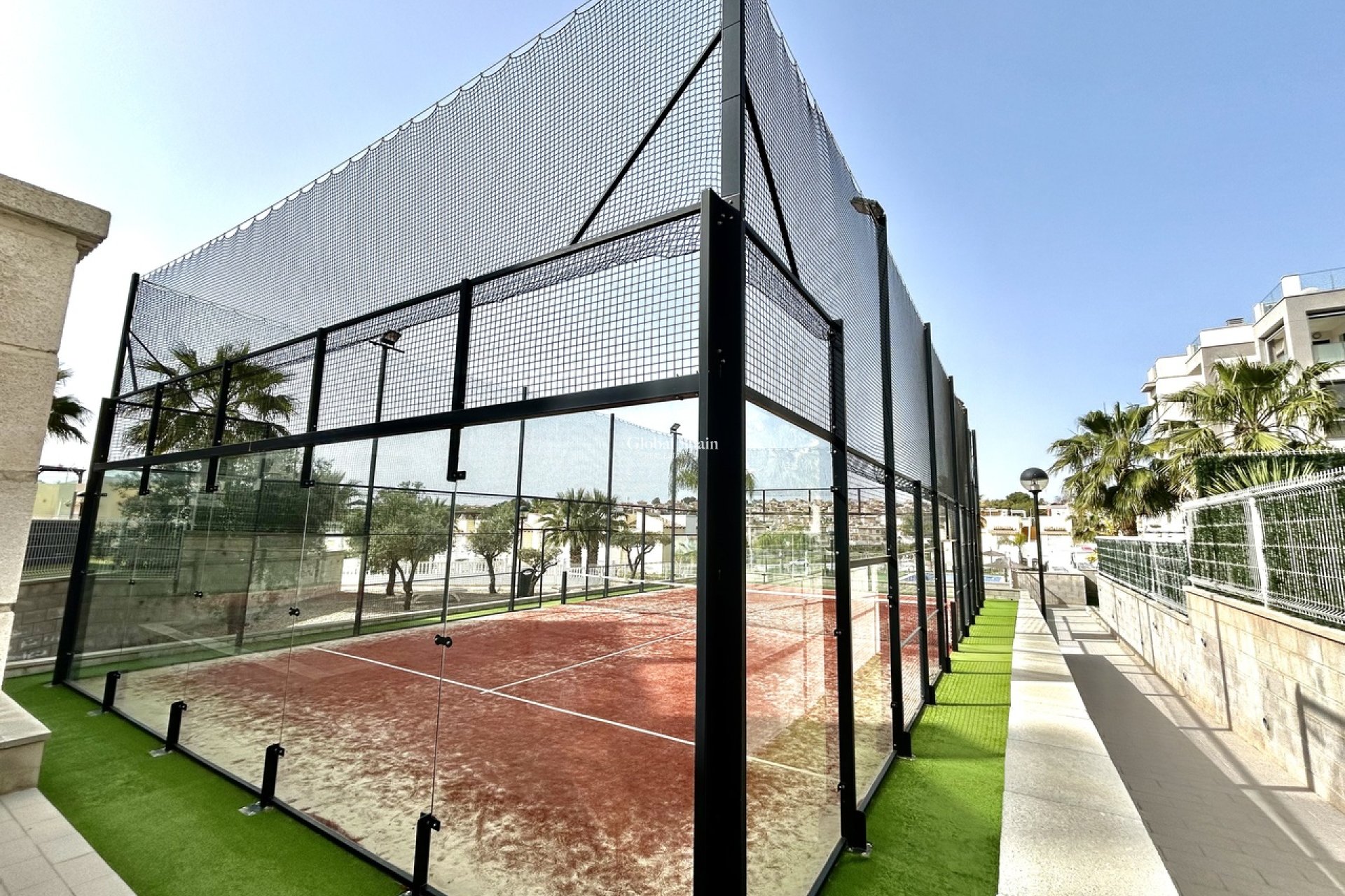 Resale - APARTMENT -
VILLAMARTÍN - Costa Blanca