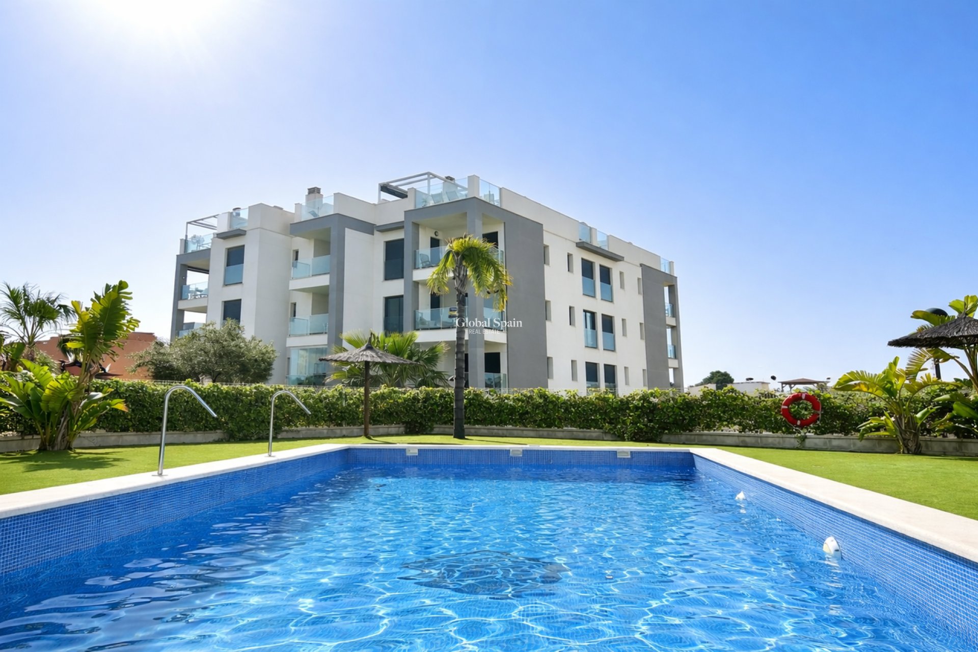 Resale - APARTMENT -
VILLAMARTÍN - Costa Blanca