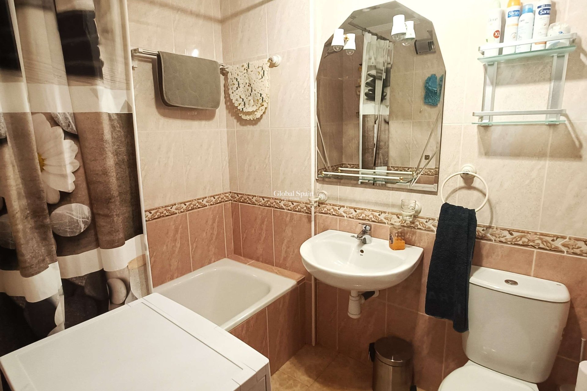Resale - APARTMENT -
VILLAMARTÍN - Costa Blanca