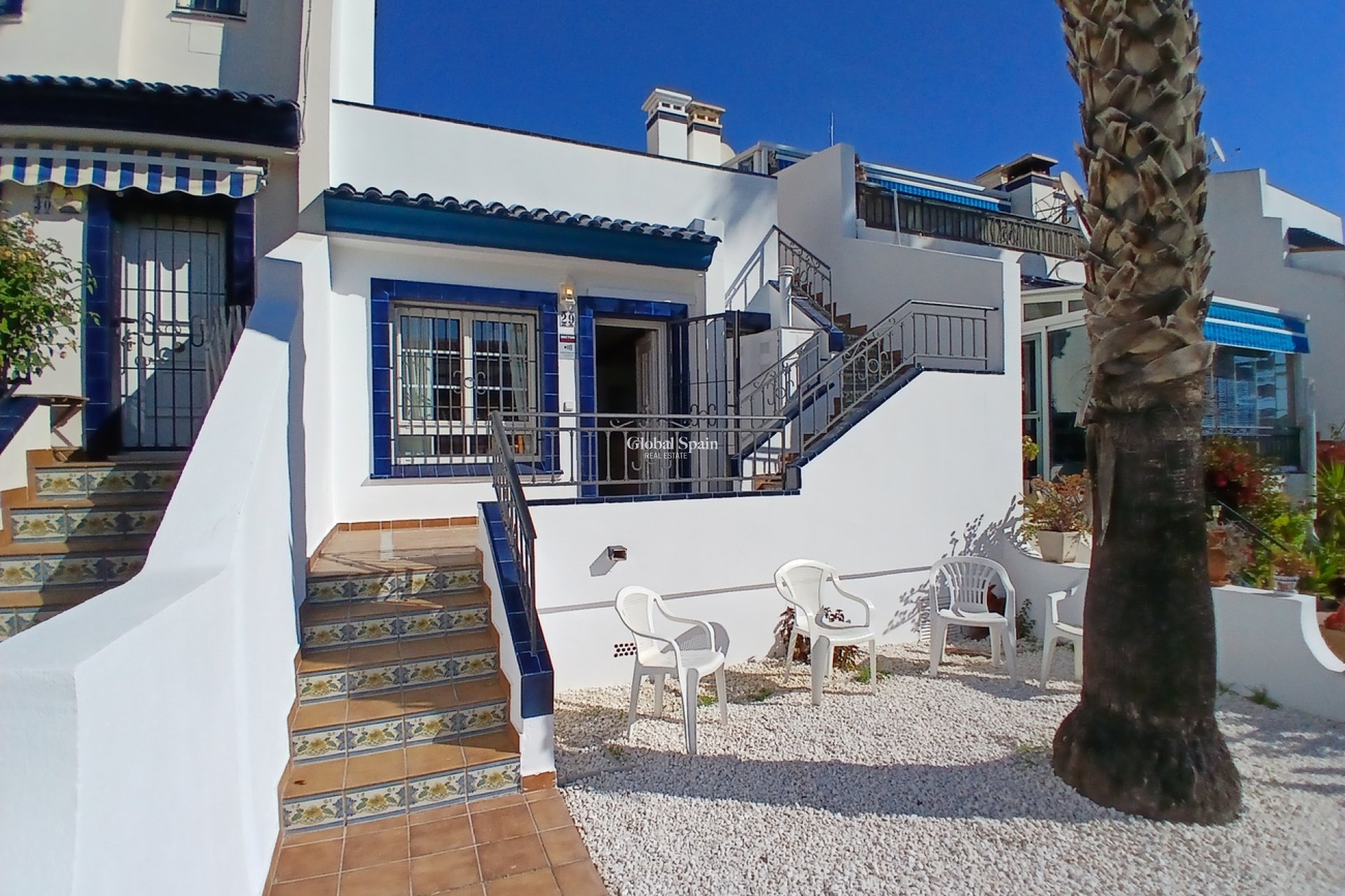 Resale - APARTMENT -
VILLAMARTÍN - Costa Blanca