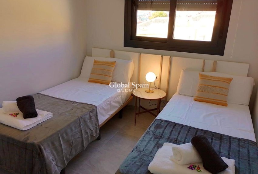Resale - APARTMENT -
VILLAMARTÍN - Costa Blanca