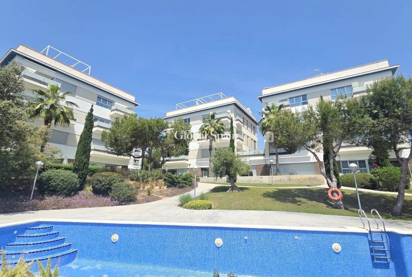 Resale - APARTMENT -
VILLAMARTÍN - Costa Blanca