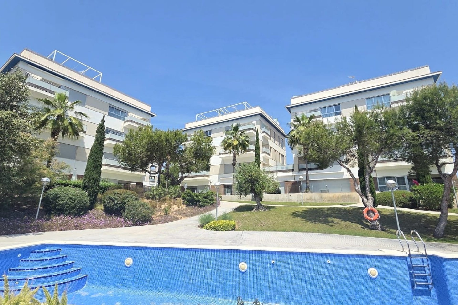Resale - APARTMENT -
VILLAMARTÍN - Costa Blanca