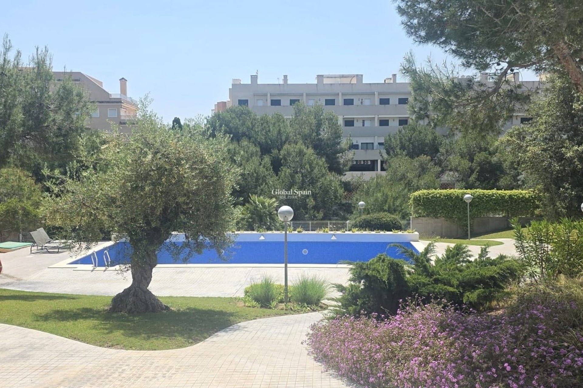 Resale - APARTMENT -
VILLAMARTÍN - Costa Blanca