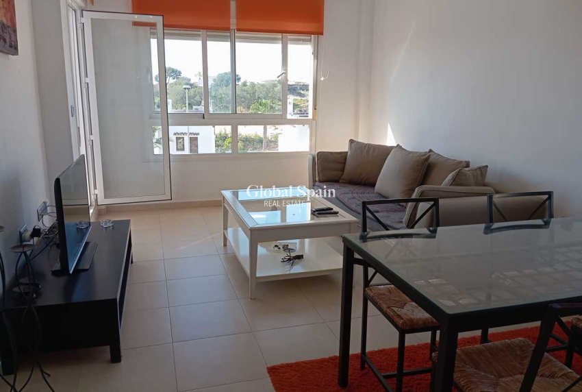 Resale - APARTMENT -
VILLAMARTÍN - Costa Blanca