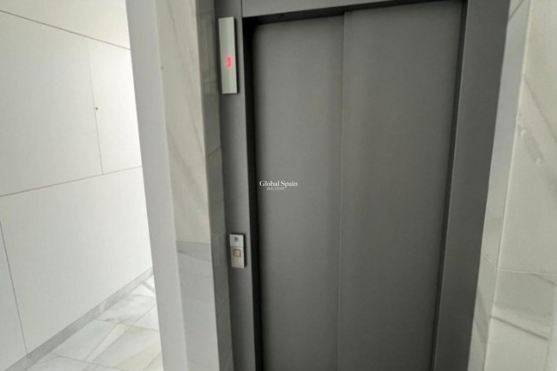 Resale - APARTMENT -
VILLAMARTÍN - Costa Blanca