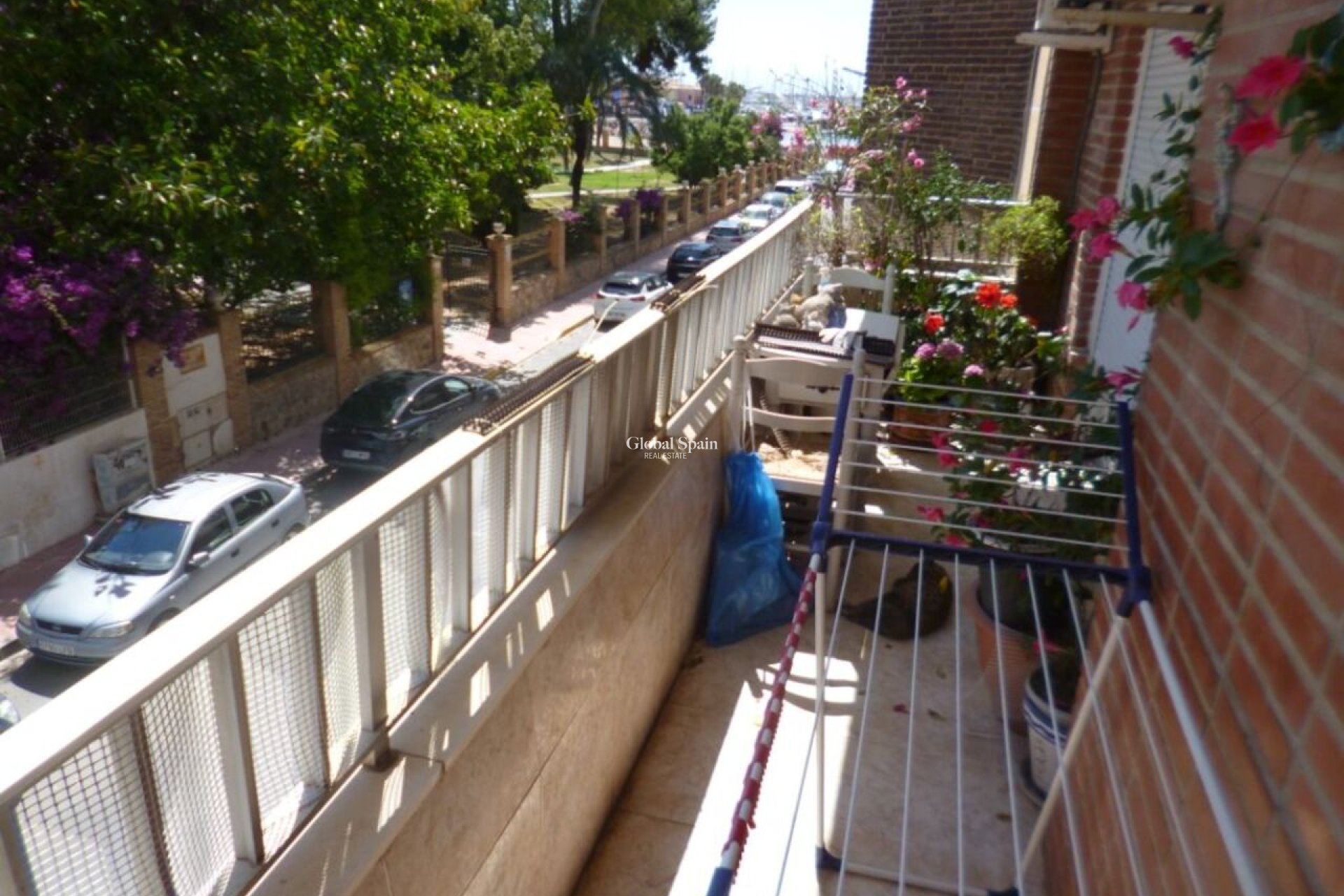 Resale - APARTMENT -
VILLAMARTÍN - Costa Blanca