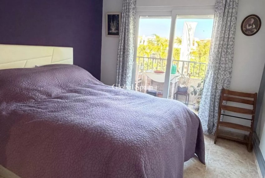 Resale - APARTMENT -
VILLAMARTÍN - Costa Blanca
