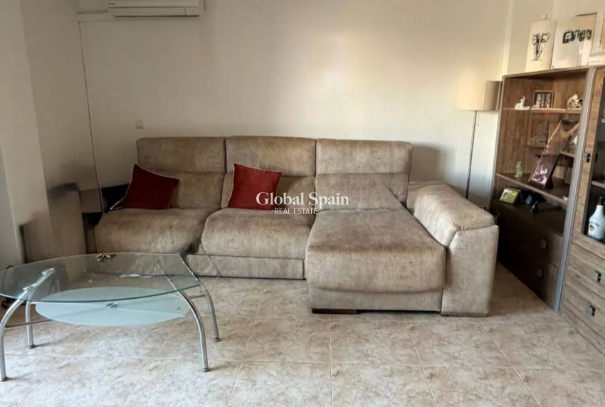 Resale - APARTMENT -
VILLAMARTÍN - Costa Blanca