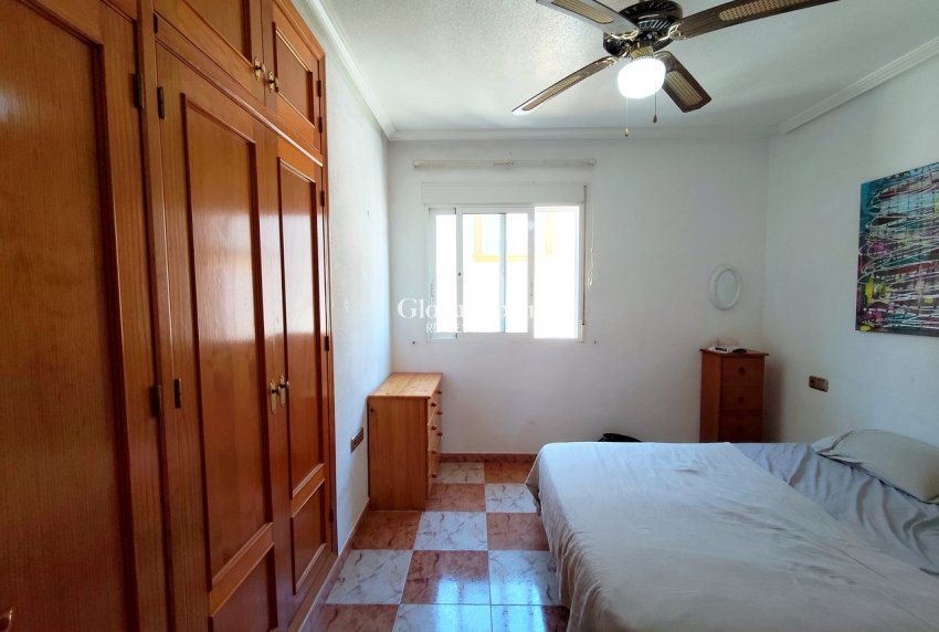 Resale - APARTMENT -
VILLAMARTÍN - Costa Blanca