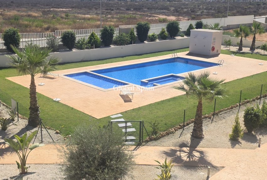 Resale - APARTMENT -
VILLAMARTÍN - Costa Blanca