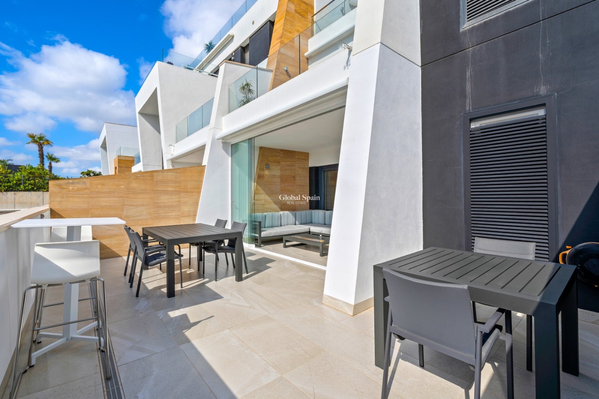 Resale - APARTMENT -
Villamartin - Costa Blanca