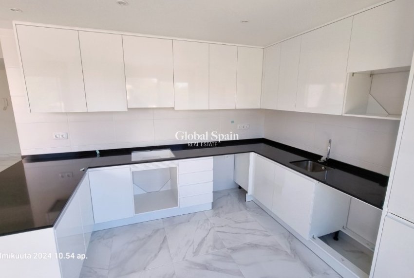 Resale - Apartment -
VILLAMARTÍN