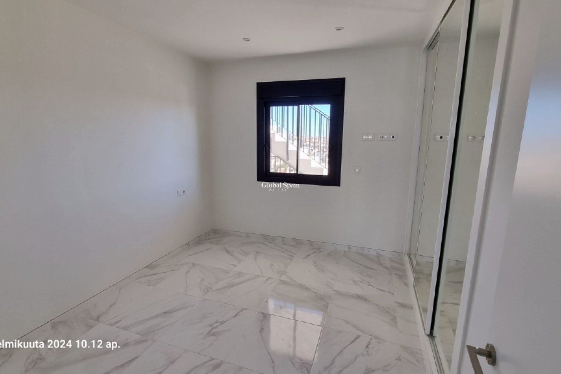 Resale - Apartment -
VILLAMARTÍN