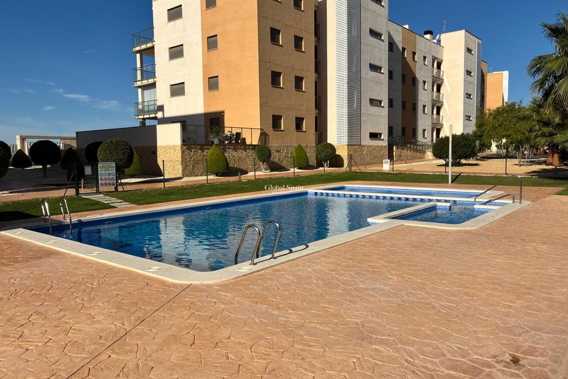 Resale - APARTMENT -
VILLAMARTÍN