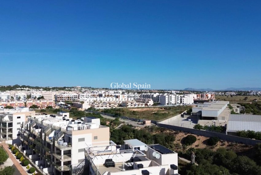 Resale - APARTMENT -
VILLAMARTÍN