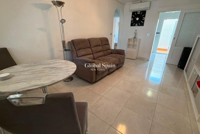 Resale - APARTMENT -
VISTABELLA GOLF  - Entre Naranjos - Vistabella Golf
