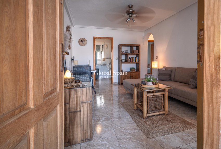 Resale - APARTMENT -
VISTABELLA GOLF  - Entre Naranjos Vistabella Golf