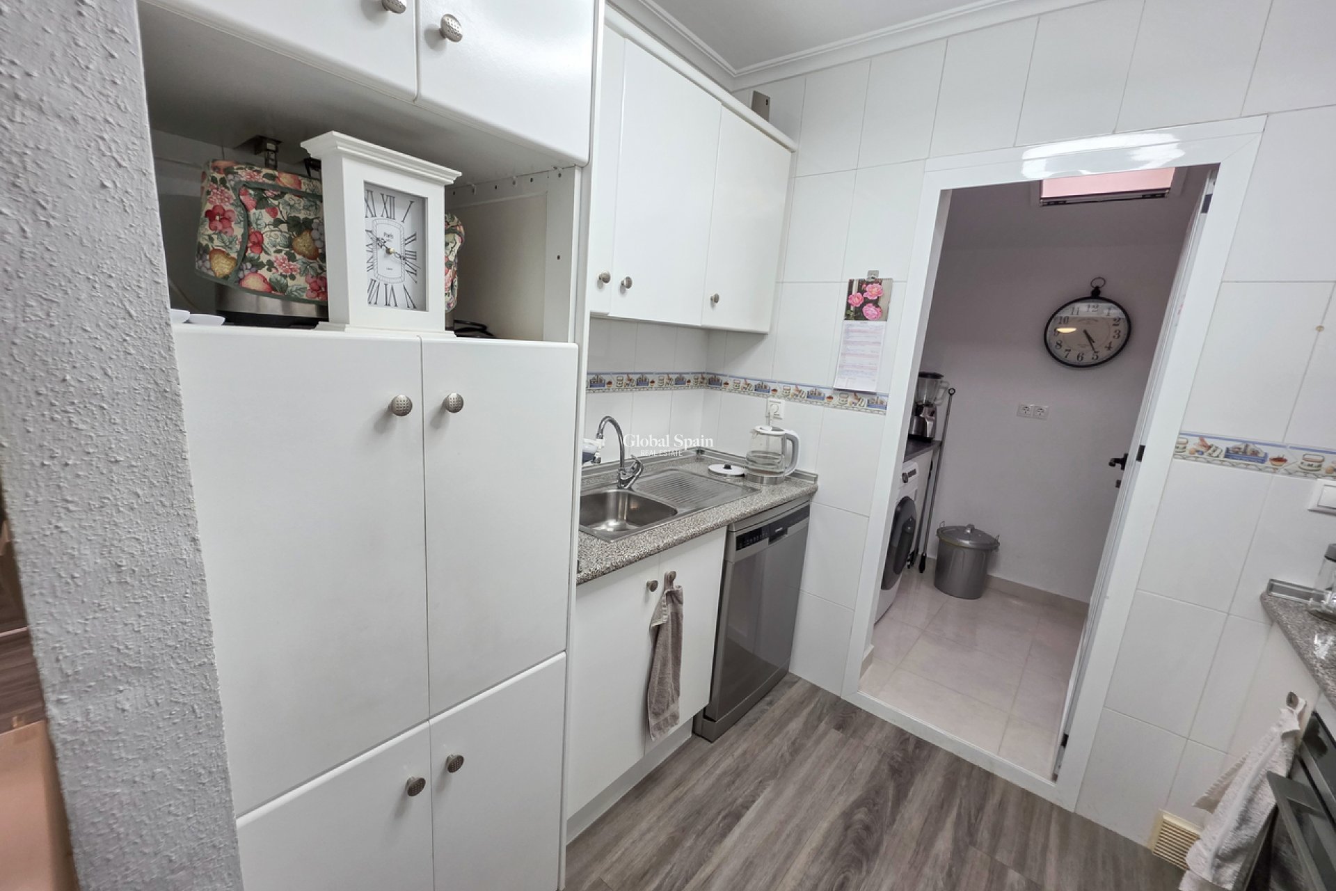 Resale - APARTMENT -
VISTABELLA GOLF  - Inland