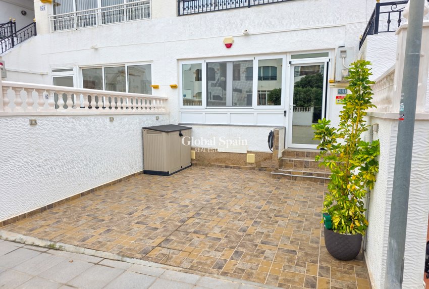 Resale - APARTMENT -
VISTABELLA GOLF  - Inland