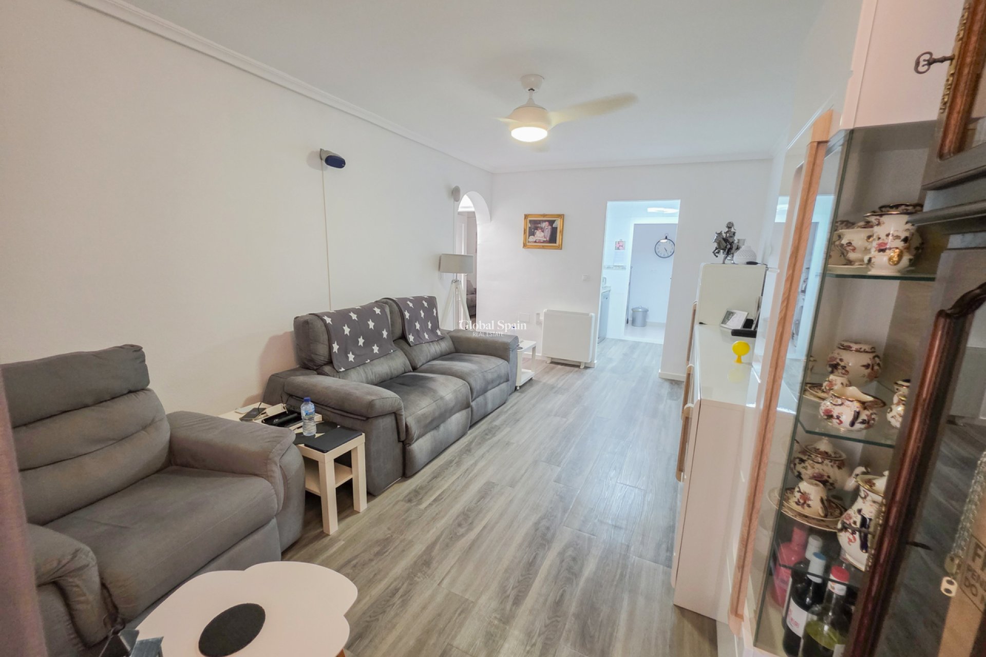 Resale - APARTMENT -
VISTABELLA GOLF  - Inland