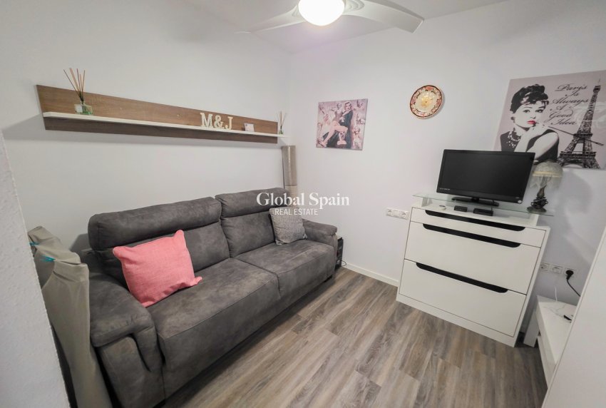 Resale - APARTMENT -
VISTABELLA GOLF  - Inland