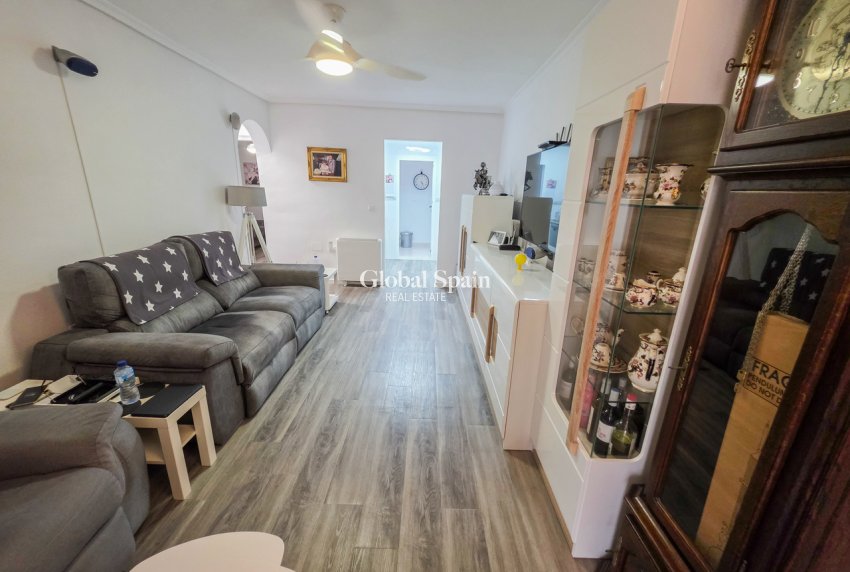 Resale - APARTMENT -
VISTABELLA GOLF  - Inland