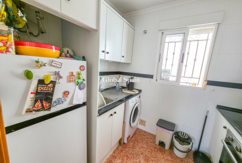 Resale - APARTMENT -
VISTABELLA GOLF  - Inland