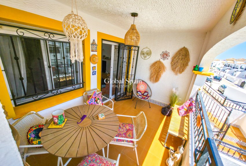 Resale - APARTMENT -
VISTABELLA GOLF  - Inland