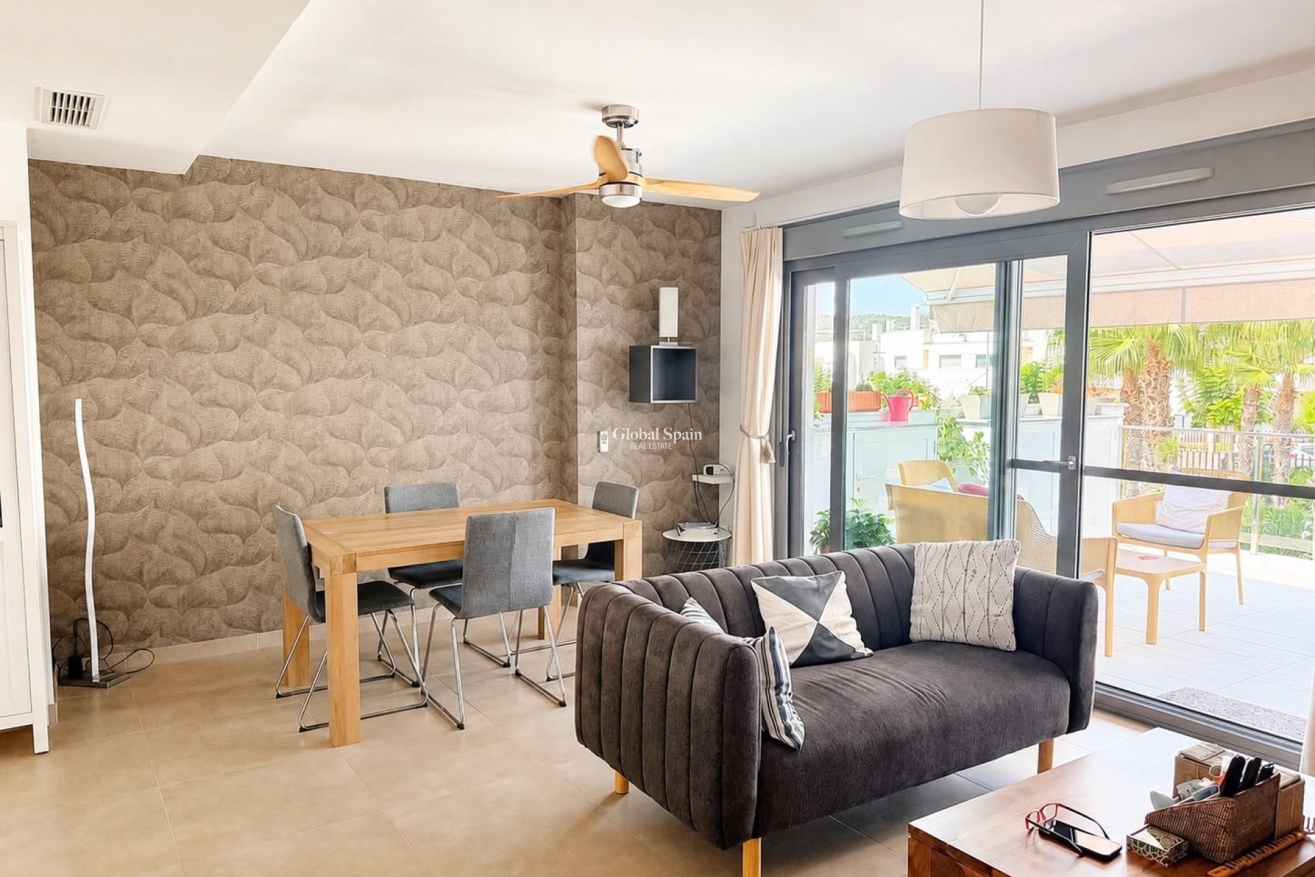 Resale - APARTMENT -
VISTABELLA GOLF  - Inland