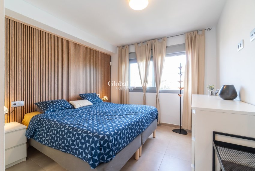 Resale - APARTMENT -
VISTABELLA GOLF  - Inland